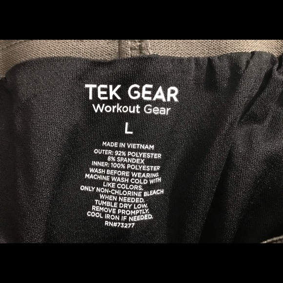 TEK GEAR WORKOUT GEAR, SIZE LARGE, MID-RISE SHORTS - Picture 5 of 5
